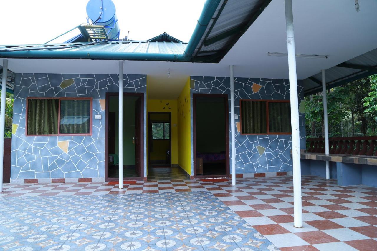 Dean Dale Cottages Thekkady Exterior photo