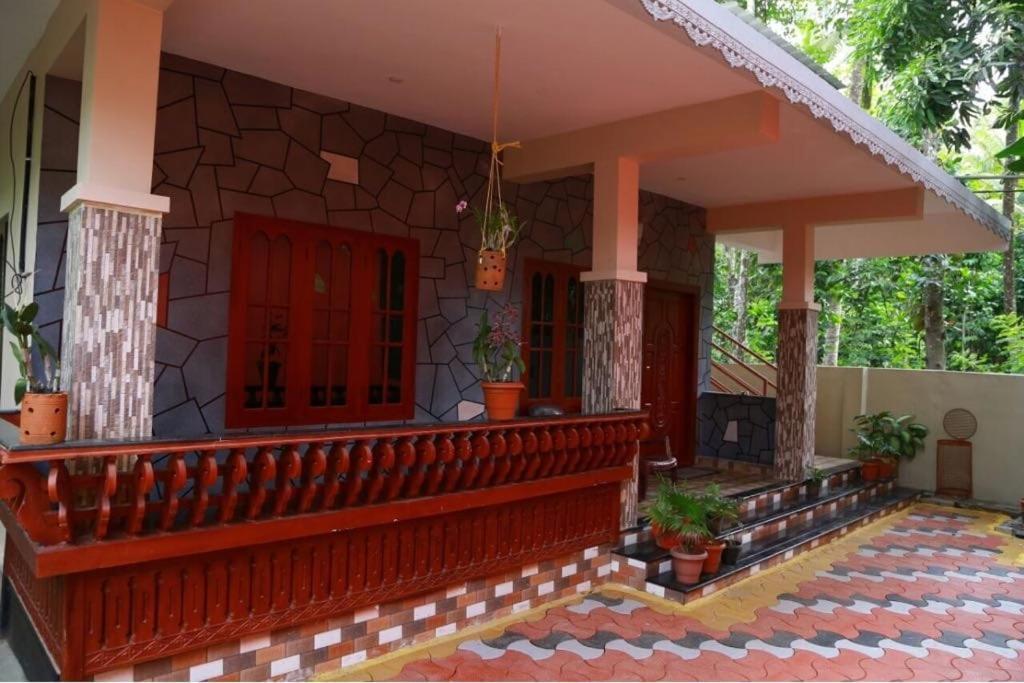 Dean Dale Cottages Thekkady Exterior photo