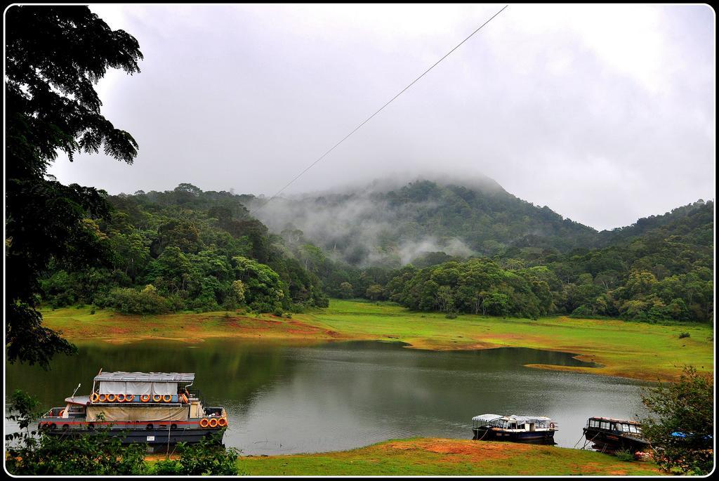 Dean Dale Cottages Thekkady Exterior photo
